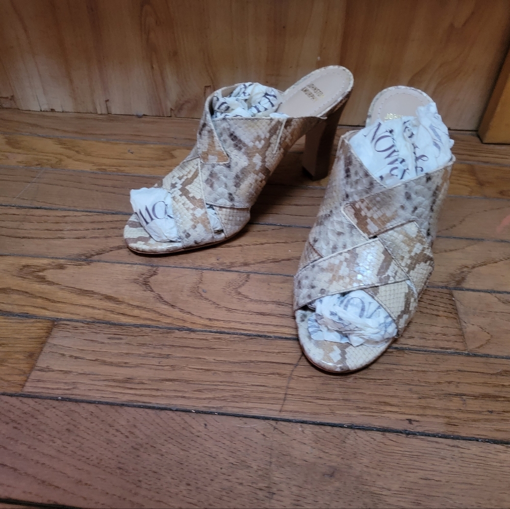 Snake skin slides